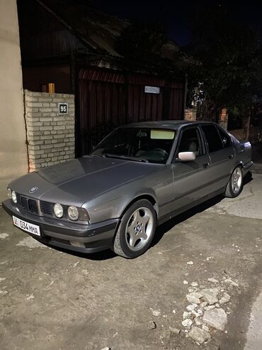 BMW: BMW 5 series: 1991 г., 2.5 л, Механика, Бензин