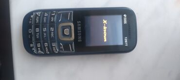 işləmiş telfon: Samsung E1252, цвет - Синий, Кнопочный