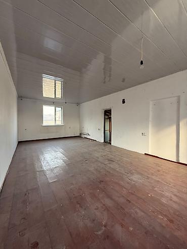 1 комната, 30 м², 4 соток, Бишкек, Риэлтор at lalafo.kg 1 комната, 30 м², 4 соток, Бишкек, Риэлтор