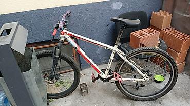 velosipet 28: GT Avalanche seriyalı dağ velosipedi - Alüminium ərintili gövdə, GT — 1