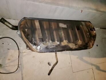 Digər avtomobil ehtiyat hissələri: Məhsul: Mercedes-Benz üçün orijinal ehtiyat hissələri dəsti Tərkib: - — 23