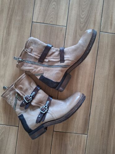 ljubicaste cizme: Ankle boots, Ara, 39