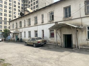 квартира джалалабат: 3 комнаты, 58 м², 2 этаж, Старый ремонт