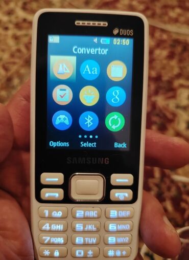 Мобильные телефоны: Nokia 1