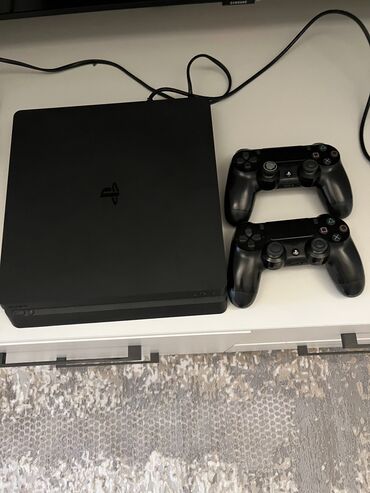 plesteşin 4: Ps4 slim 500 gb+4 oyun