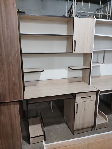 Компьютерные столы: Компьютерные столы письменный стол школьный парта абсолютно новый — 16