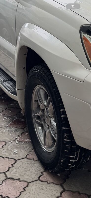 капот на одисей: Куйма Дисктер R 17 Toyota, тешиктери - 6