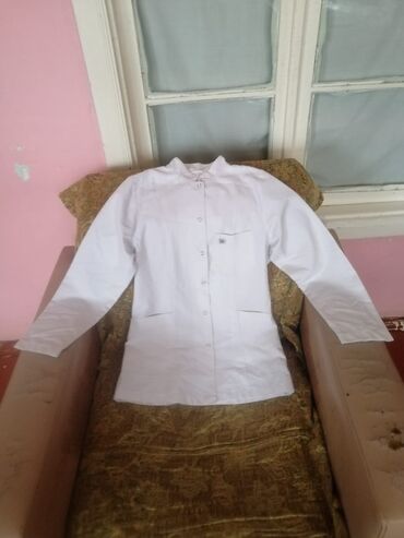 Tibbi geyim: Salam aleykum Kişi ve Qadin ücün az geyinilmiş tibbi xalatlar satiram -da lalafo.az — 28 Tibbi geyim: Salam aleykum Kişi ve Qadin ücün az geyinilmiş tibbi xalatlar satiram — 28