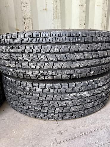 95: Шины 215 / 70 / R 17.5, Зима, Б/у, Пара, Грузовики/Автобусы, Япония, Yokohama — 1