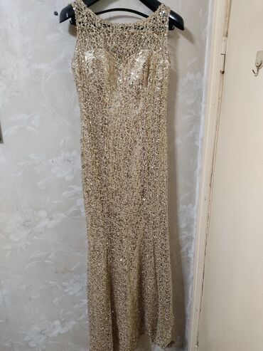 платье золотое: Вечернее платье, Классическое, Длинная модель, Без рукавов, 4XL (EU 48)