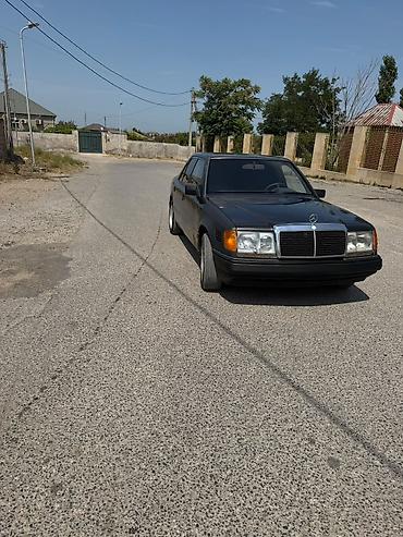 mercedes e class w124: Mercedes-Benz E-Class (W124) sedan - Kuzov: metalika, 4 qapı, klassik — 4