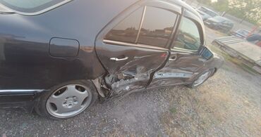 запчасти опель фронтера а: Mercedes-Benz E-Class: 1997 г., 2 л, Автомат, Бензин, Седан