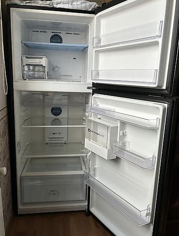 iki: İşlənmiş 2 qapılı Samsung Soyuducu Satılır, rəng - Qara, Təkərli — 1