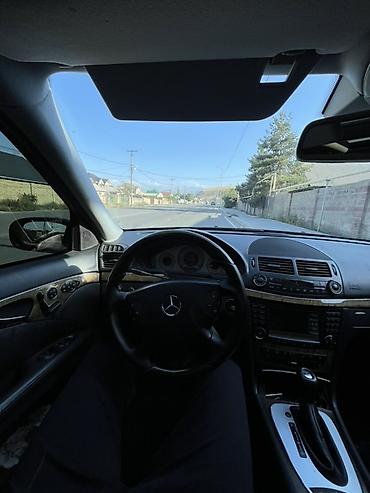 пневма: Mercedes-Benz E-Class: 2005 г., 5 л, Автомат, Бензин, Седан — 7