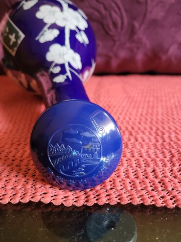 Čaše: Flasa nova za pice porcelan,kobalt,rucno oslikana Kina 1953g. Flasa — 11