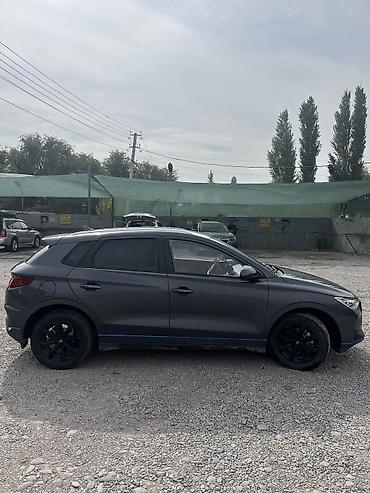 hongqi ehs9: BYD E2: 2021 г., Автомат, Электромобиль, Хэтчбэк — 4