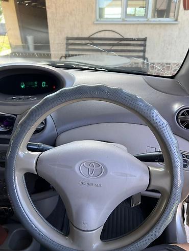 тоета платс: Toyota Platz: 2001 г., 1.5 л, Автомат, Бензин, Седан — 4