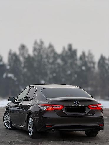 toyota corrolla: Toyota Camry: 2018 г., 2.5 л, Вариатор, Гибрид, Седан — 5