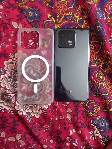 t 4: 📱 Xiaomi 13 12/256 ✅ Состояние хорошее. ⚡ Snapdragon 8 Gen 2. 📸 — 1