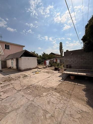 4: 🏡 Продается угловой участок с домом 📍 ЖМ Ак-Орго • 5 соток по — 2