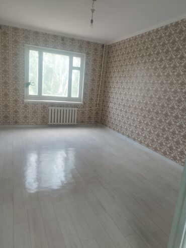 дом двух этажный: 2 комнаты, 1 м², 105 серия, 4 этаж, Косметический ремонт