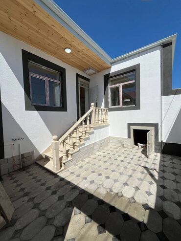 Həyət evləri və villaların satışı: Məmmədli 2 otaqlı, 65 kv. m, Yeni təmirli