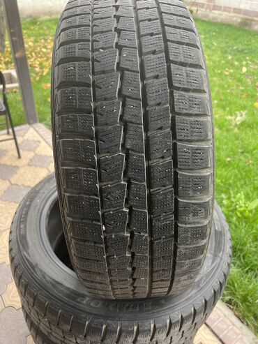 машина ис: Шины 225 / 50 / R 18, Зима, Б/у, Комплект, Легковые, Япония, Dunlop