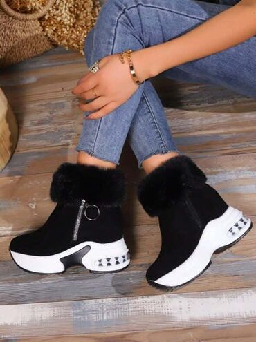 Čizme: Čizme, 42 — 9