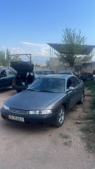 продажа авто на разбор: Mazda 626: 1992 г., 2 л, Механика, Бензин, Хэтчбэк