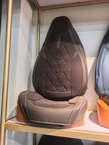 куплю набор ключей для авто: Чехлы С подушкой, Universal Seat cover