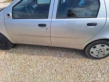 transpeed x4: FIAT PUNTO 3 VRATA KOD BOJE 647 | Ostala su samo zadnja leva na — 1