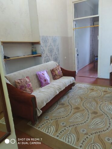 2 otaqlı mənzil kiraye: Bakixanovda 3/1 mertebesinde 2 otaqli ev 350