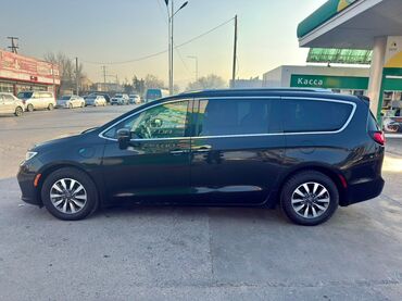 Chrysler: Chrysler Pacifica: 2021 г., 3.6 л, Вариатор, Гибрид, Минивэн — 4