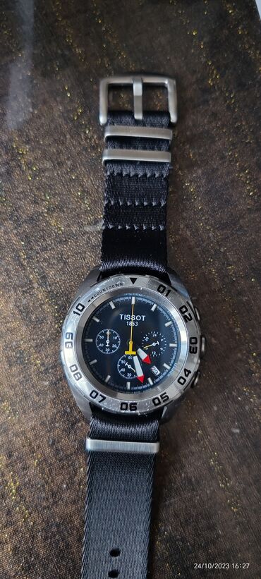 qol sati: Tissot saat satılır. 130 manat. Heç bir problemi yoxdur. Bütün