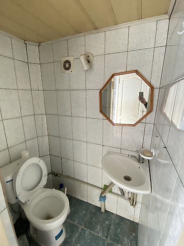 Продажа барачных домов: 🏡 Продаётся дом 📍 Район 1000 мелочей, ул. Фрунзе (рядом мечеть) 📐 — 12