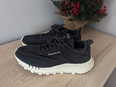 demix бишкек: Женские кроссовки 36-37 Reebok Demix в отличном состоянии две пары