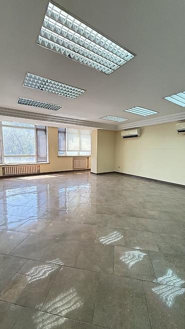 продаю бишкек: 🏢 ПРОДАЁТСЯ КОММЕРЧЕСКОЕ ПОМЕЩЕНИЕ В САМОМ ЦЕНТРЕ БИШКЕКА 📍 — 4