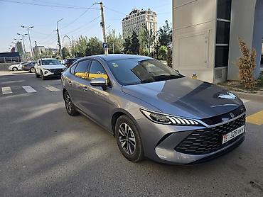 byd qin pro: BYD Qin: 2025 г., 1.5 л, Вариатор, Электромобиль, Седан — 1