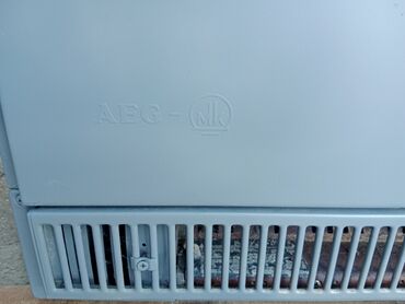Kaloriferi: Termoakumulaciona peć AEG Snaga 4 kw Cena 9000 din fiksno Korišćena u — 9
