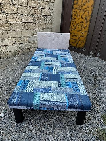 kohnə dəmir qapi: Təzə çarpayılar. 1 nəfərlik çarpayılar 60manat. 2 nəfərlik taxt — 4