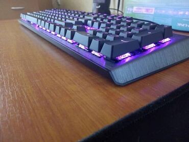 продается ноутбук: СРОЧНО ПРОДАЕТСЯ!!!!Клавиатура проводная CoolerMaster CK550 RGB