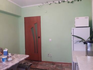 продажа квартира в бишкек: 1 комната, 41 м², Общежитие и гостиничного типа, 1 этаж, Косметический ремонт