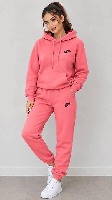 ženske: Ženske trenerke S,M,L,XL veličine za samo 4700 din, debele — 4