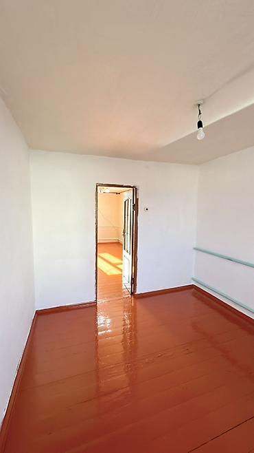 Продажа домов: Дом, 100 м², 6 комнат, Собственник, Старый ремонт — 6