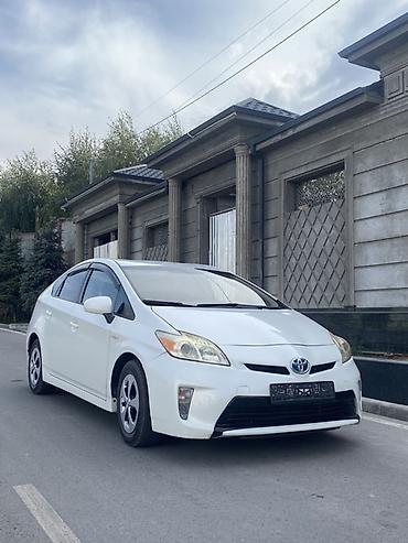 приус 2015 года: Toyota Prius: 2015 г., 1.8 л, Гибрид, Лифтбек — 4