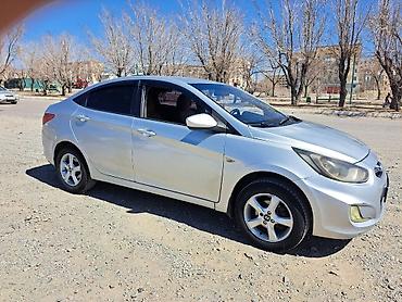 Hyundai: Hyundai Solaris: 2012 г., 1.6 л, Автомат, Бензин, Седан — 2