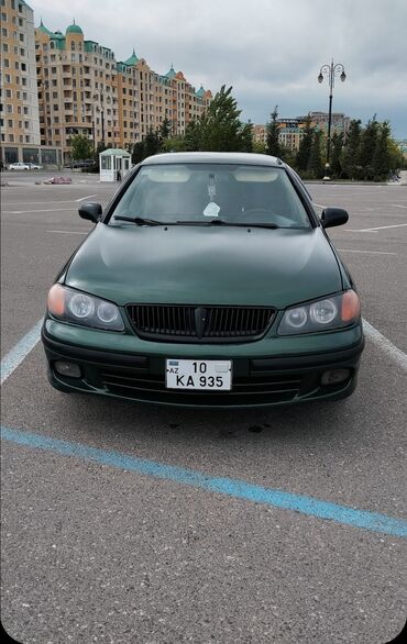 nissan leaf: Nissan Sunny: 1.6 l | 2001 il Sedan