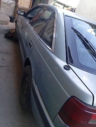 дверка: Mazda 626: 1990 г., 2 л, Механика, Бензин, Хэтчбэк — 4