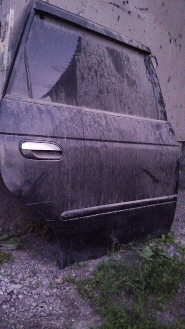 крышка бензобака хонда: Задняя правая дверь Honda 2002 г., Б/у, цвет - Черный,Оригинал