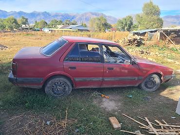 Mazda: Mazda 626: 1987 г., 2 л, Механика, Бензин, Седан — 1